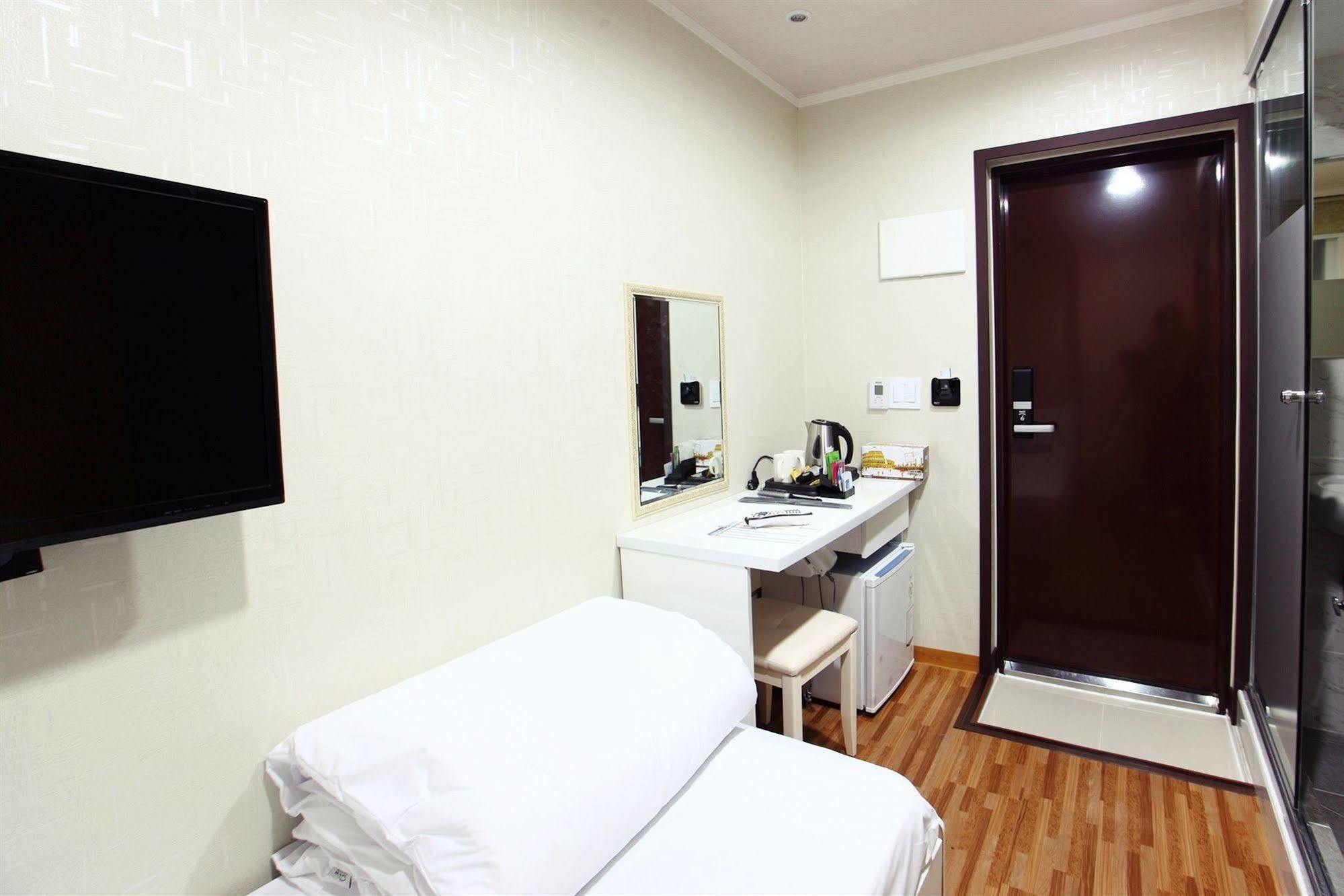Chloe Guesthouse Gangnam Seoul Bagian luar foto